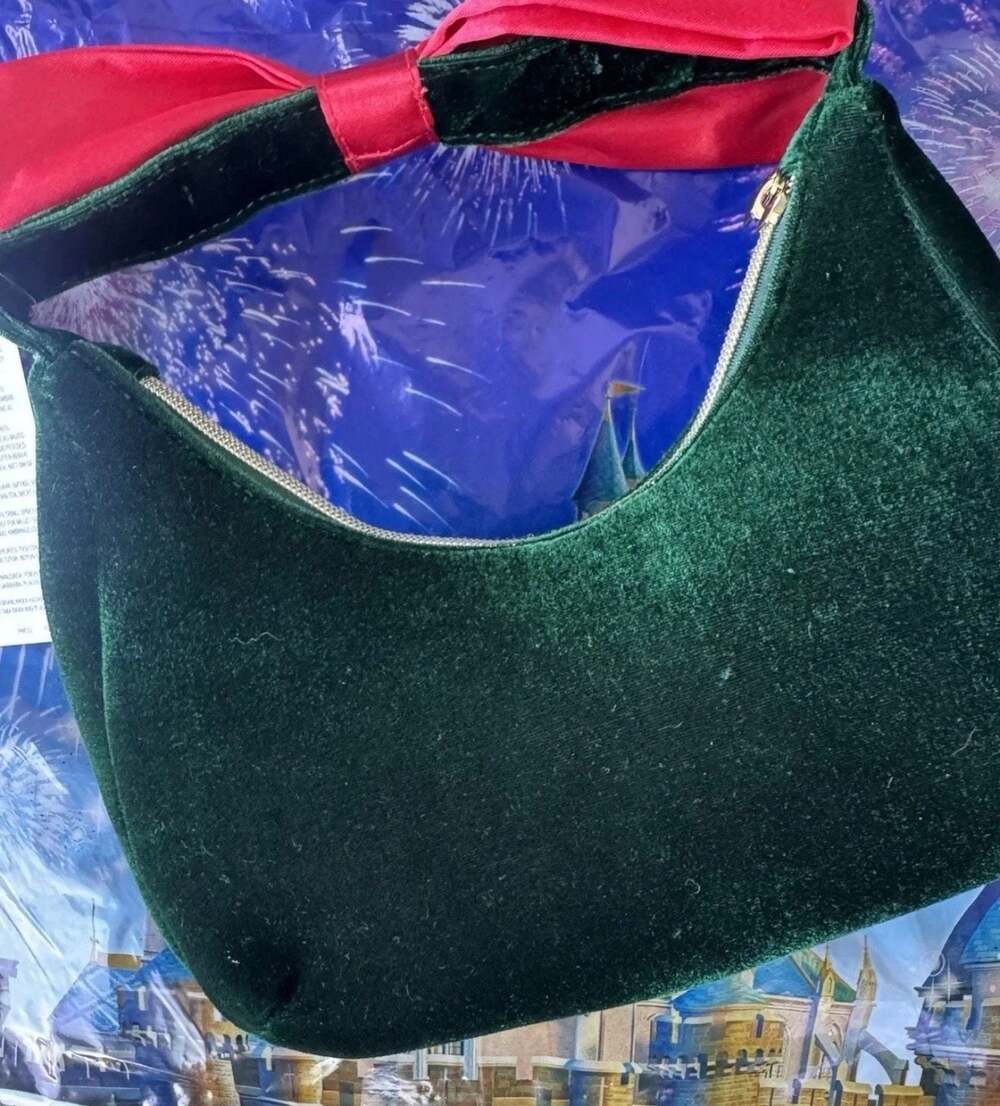 Disney Parks Gingerbread Minnie Mouse Holiday Velvet Bow Green Shoulder Bag - Picture 6 of 6